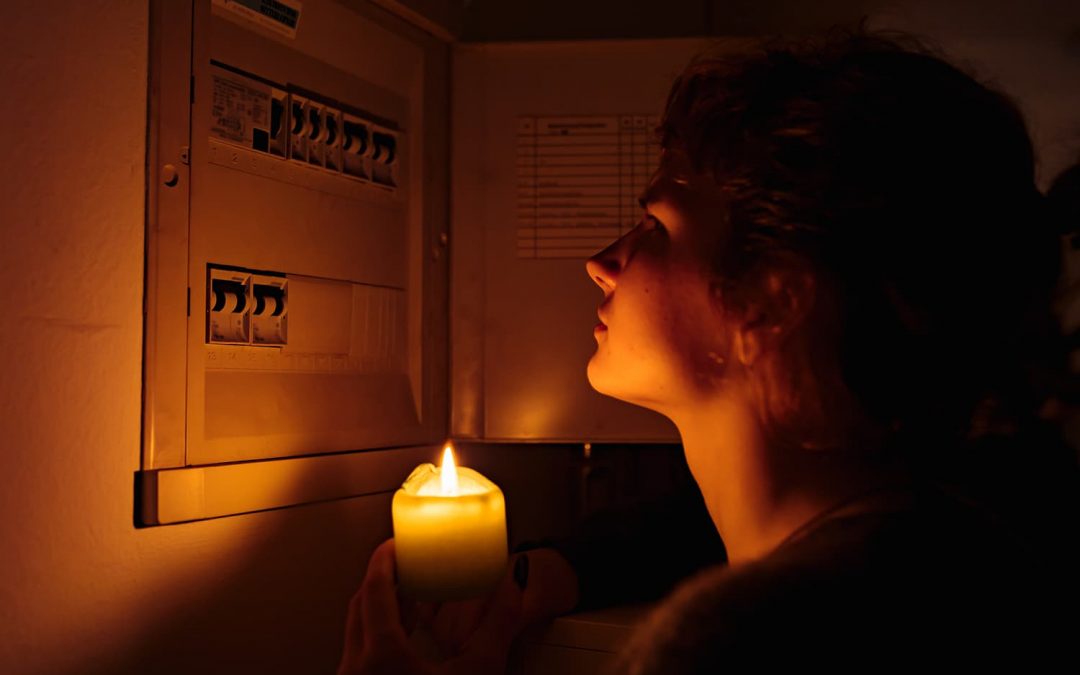 Apagón eléctrico nacional en España: Qué necesitas tener en casa para estar preparado